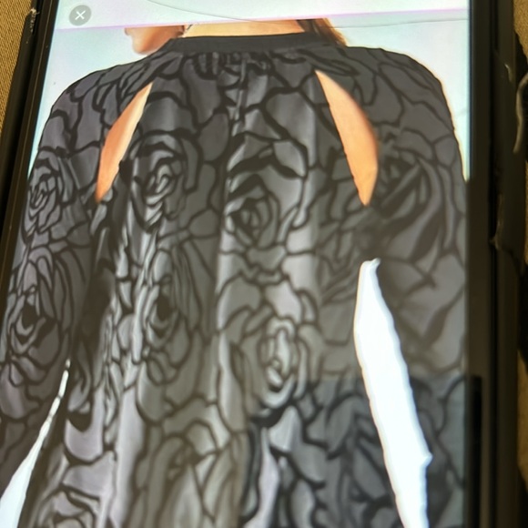 FableticsTop - Picture 5 of 12